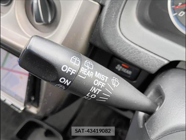 Honda VAMOS HOBIO 2013-06 8415574-11