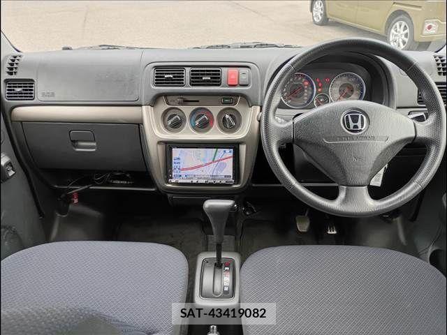 Honda VAMOS HOBIO 2013-06 8415574-1