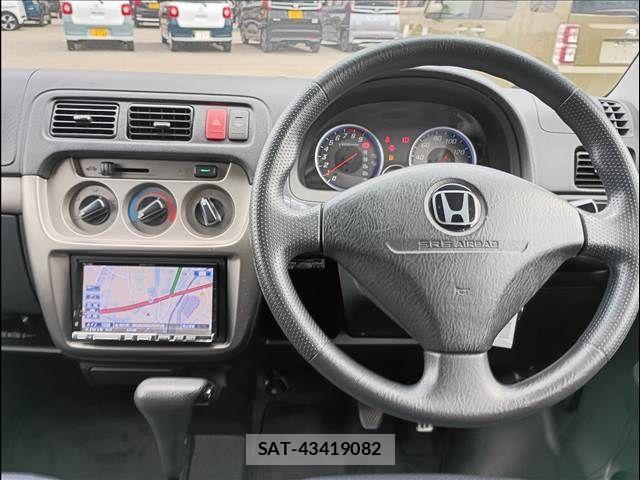 Honda VAMOS HOBIO 2013-06 8415574-3