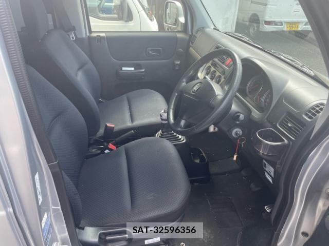 Honda VAMOS HOBIO 2017-07 8746478-14