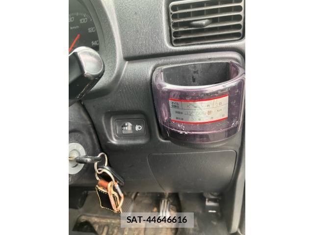 Honda VAMOS HOBIO PRO 2017-03 8746479-16