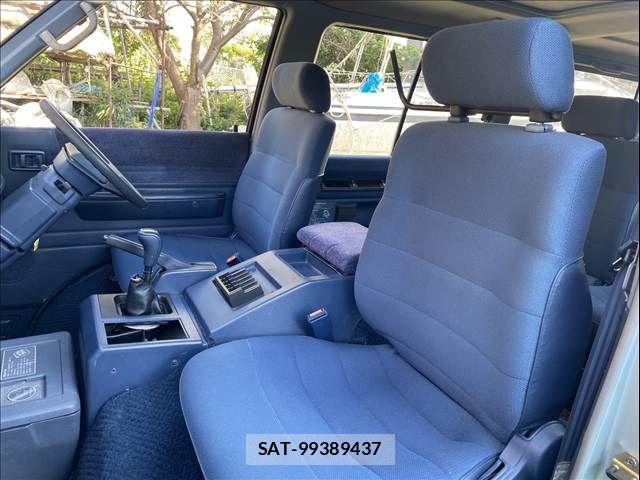 Nissan LARGO 1987-11 8884517-19