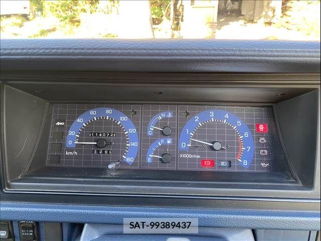 Nissan LARGO 1987-11 8884517-23