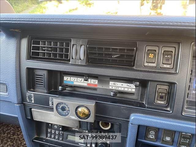 Nissan LARGO 1987-11 8884517-27