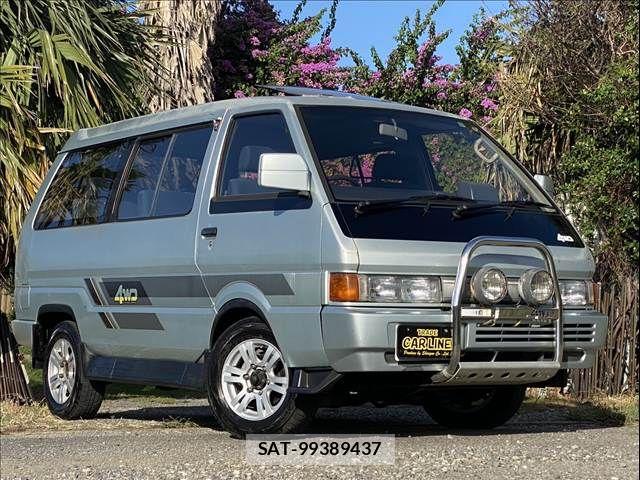 Nissan LARGO 1987-11 8884517-4