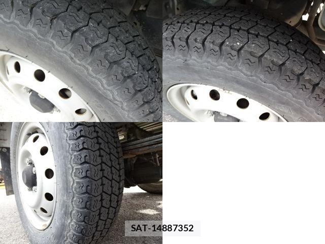 Nissan VANETTE TRUCK 2013-04 1356015-16