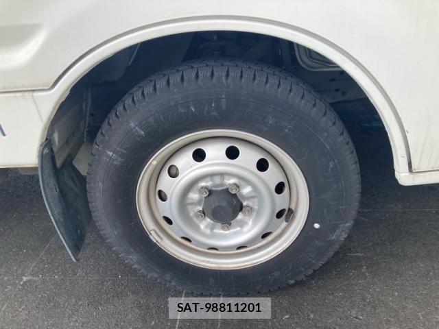 Nissan VANETTE TRUCK 2015-10 8439011-9