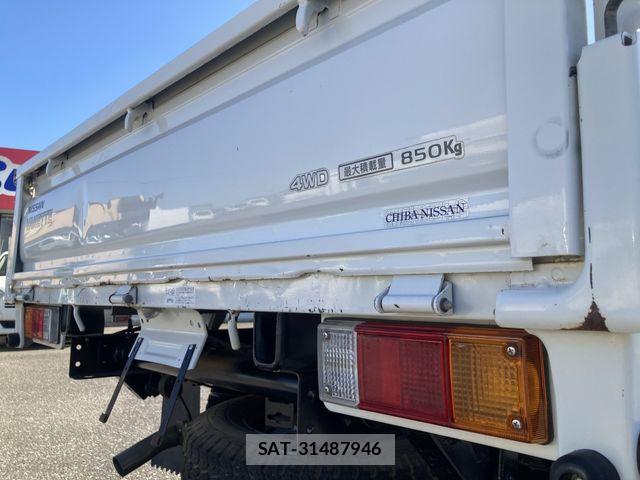 Nissan VANETTE TRUCK 2009-03 8355822-26