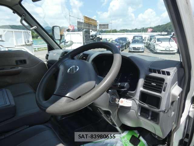 Nissan VANETTE VAN 2004-11 1283564-1