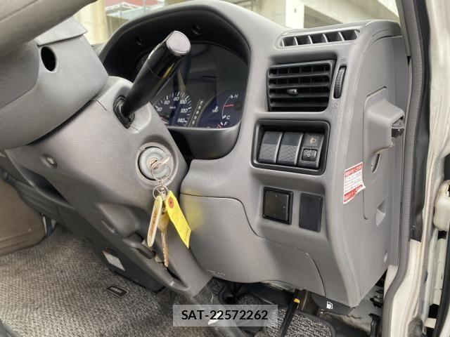 Nissan VANETTE VAN 2006-11 2317525-11