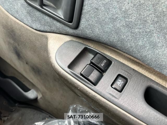 Nissan VANETTE VAN 2003-04 7226392-13