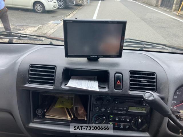 Nissan VANETTE VAN 2003-04 7226392-16