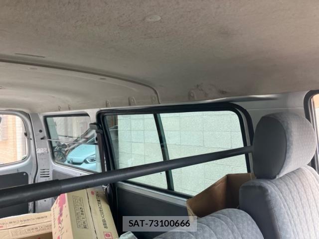 Nissan VANETTE VAN 2003-04 7226392-5