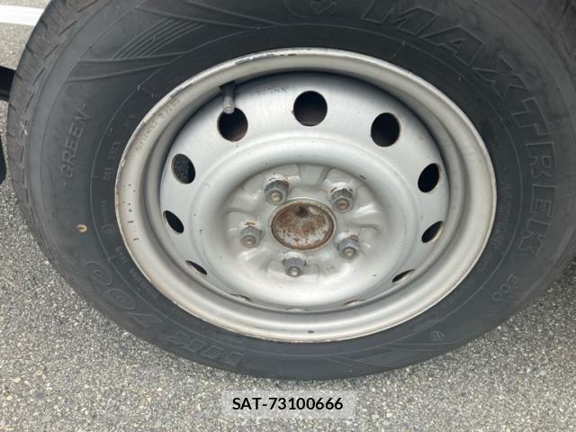 Nissan VANETTE VAN 2003-04 7226392-8