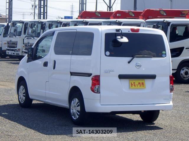 Nissan VANETTE VAN 2021-06 8232214-25