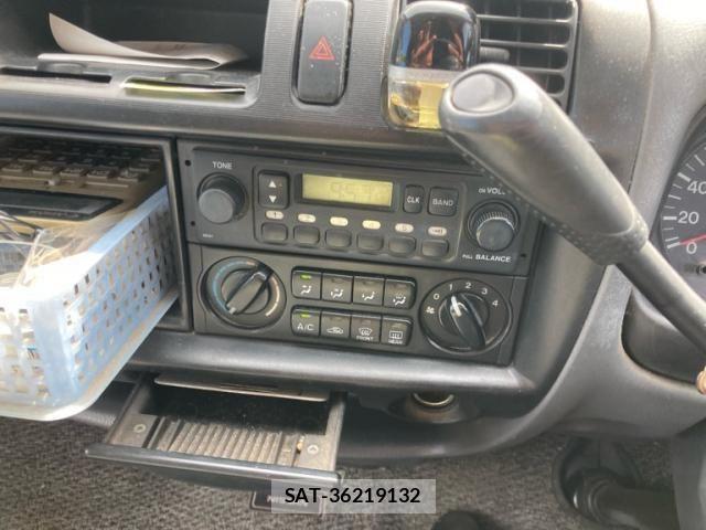 Nissan VANETTE VAN 2005-10 8746481-9