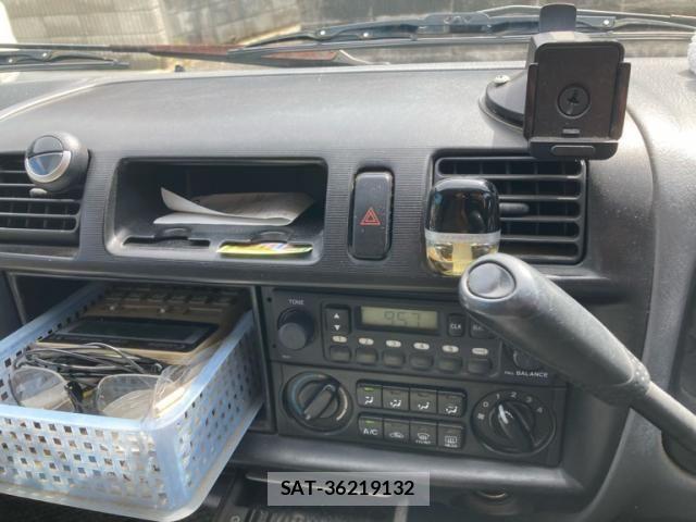 Nissan VANETTE VAN 2005-10 8746481-10