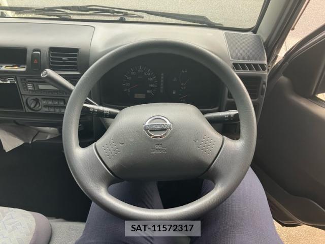 Nissan VANETTE VAN 2005-06 8884518-8