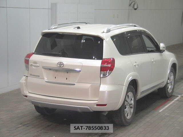 Toyota VANGUARD 2010-10 1076896-3