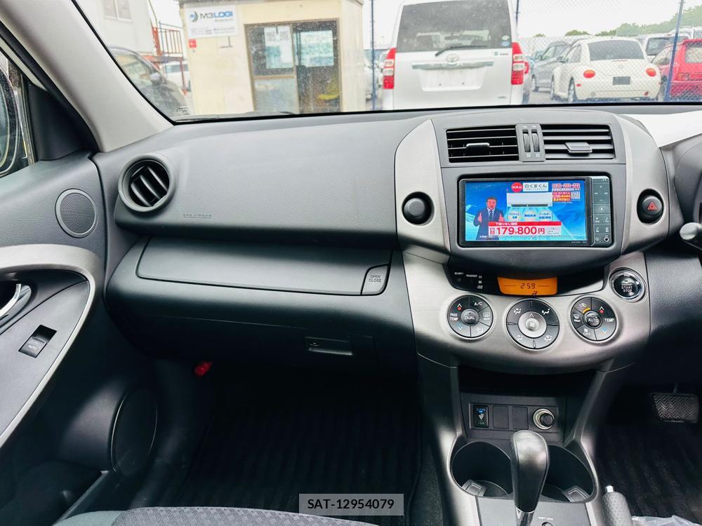 Toyota VANGUARD 2011 6508542-16
