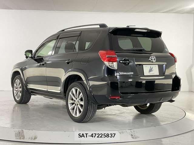 Toyota VANGUARD 2013-07 1382028-3