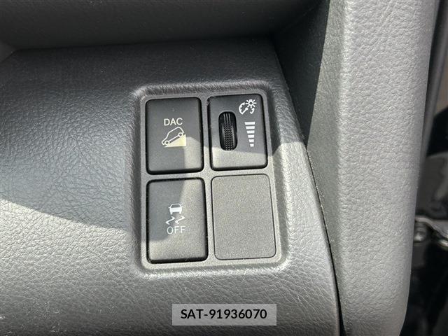 Toyota VANGUARD 2013-02 6615371-14