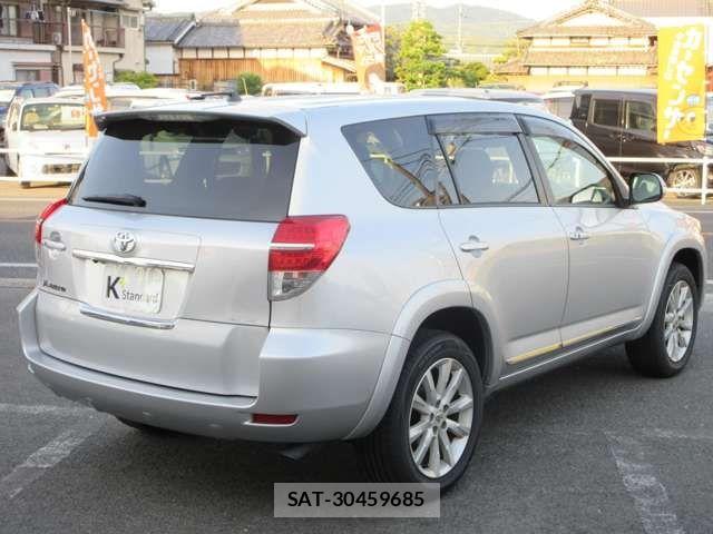 Toyota VANGUARD 2012-03 7330799-25