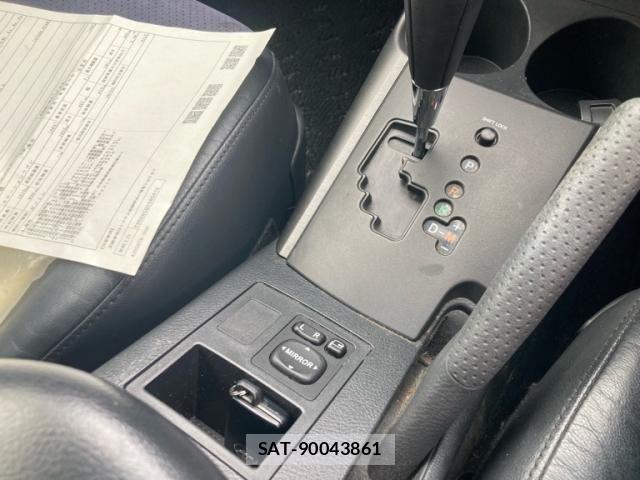Toyota VANGUARD 2011-07 7330803-26
