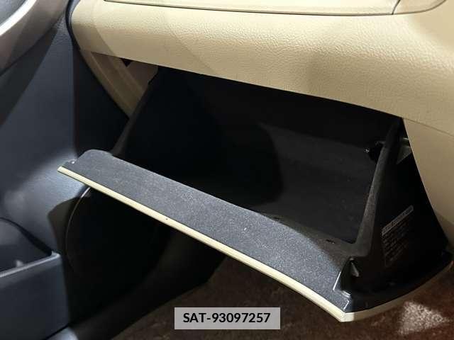 Toyota VANGUARD 2009-08 7790022-26