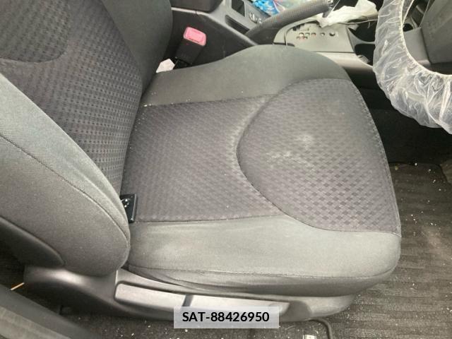 Toyota VANGUARD 2012-06 7880168-17