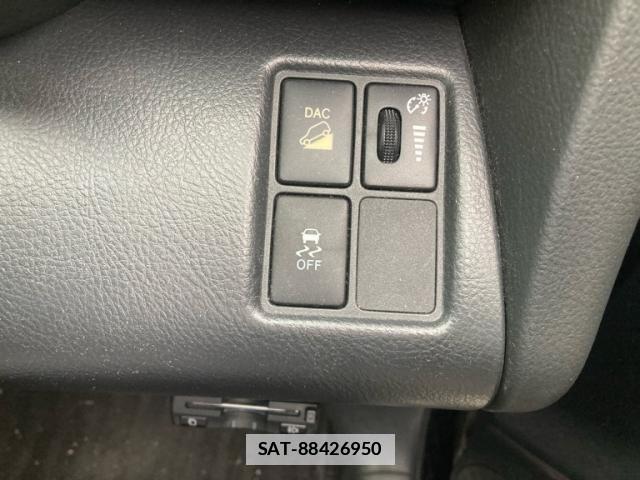 Toyota VANGUARD 2012-06 7880168-18
