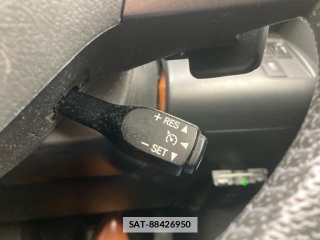 Toyota VANGUARD 2012-06 7880168-24