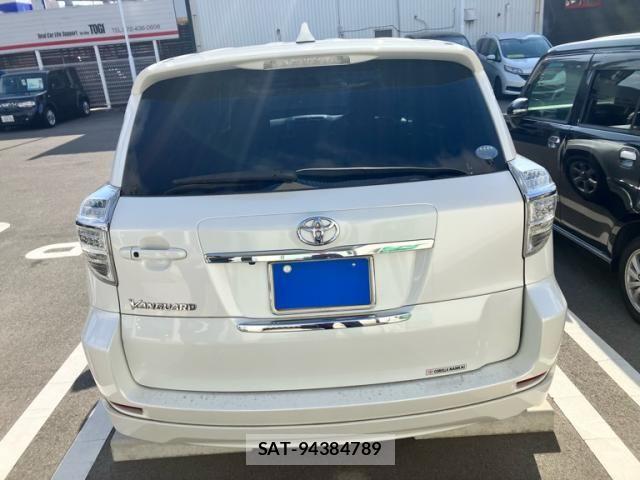 Toyota VANGUARD 2013-09 8038896-1
