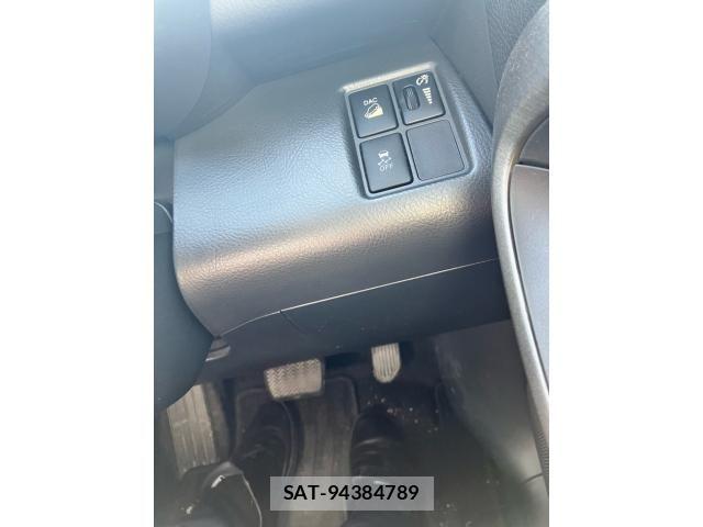 Toyota VANGUARD 2013-09 8038896-19