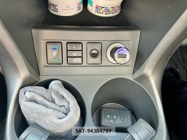 Toyota VANGUARD 2013-09 8038896-22