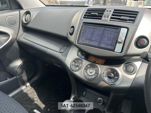 Toyota VANGUARD 2012-01 8132773-9