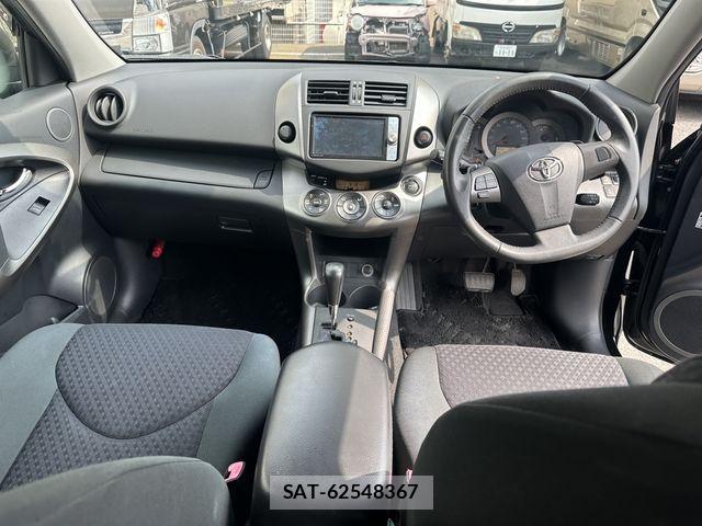 Toyota VANGUARD 2012-01 8132773-1