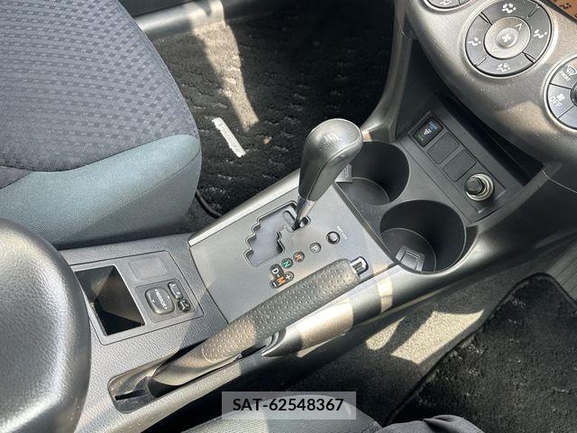 Toyota VANGUARD 2012-01 8132773-5
