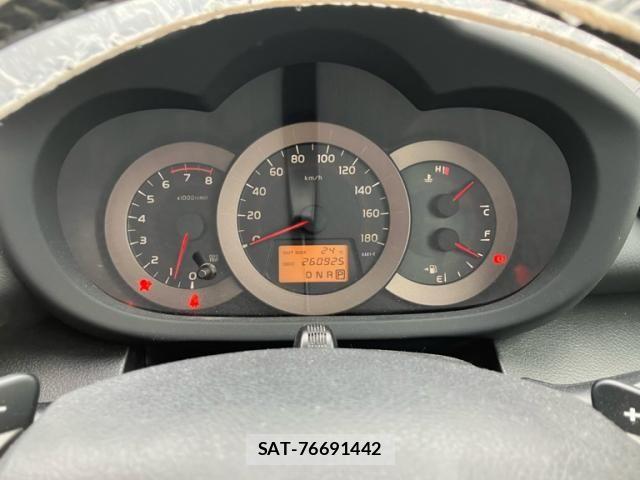 Toyota VANGUARD 2010-10 8210767-21