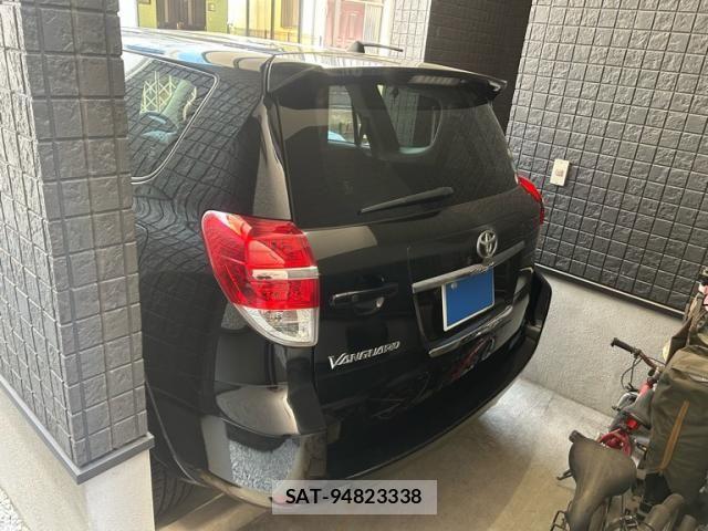 Toyota VANGUARD 2012-03 8210765-11