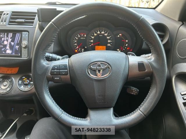 Toyota VANGUARD 2012-03 8210765-12