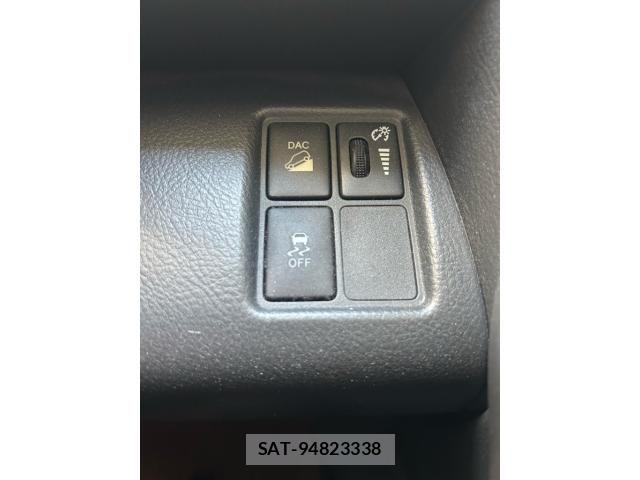 Toyota VANGUARD 2012-03 8210765-14
