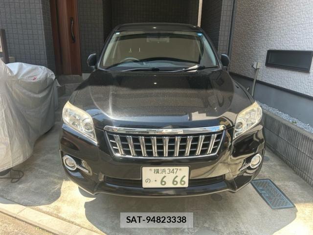 Toyota VANGUARD 2012-03 8210765-0
