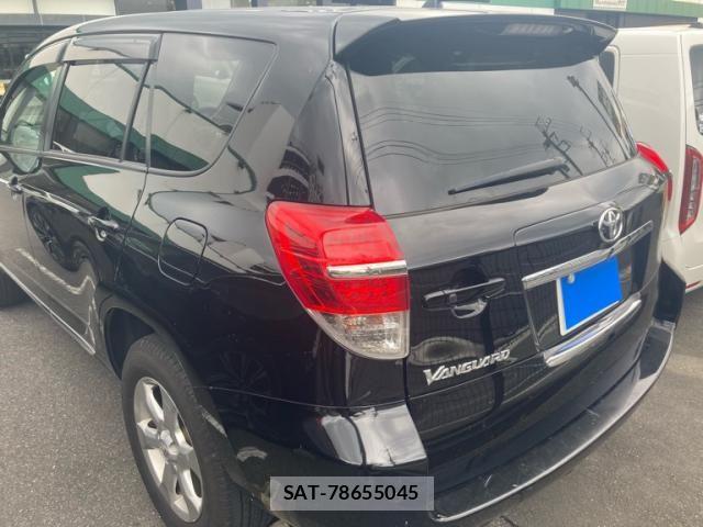 Toyota VANGUARD 2012-01 8247005-3