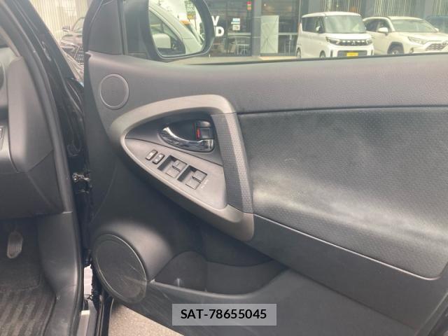 Toyota VANGUARD 2012-01 8247005-8