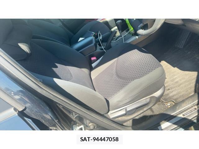 Toyota VANGUARD 2012-01 8247006-7