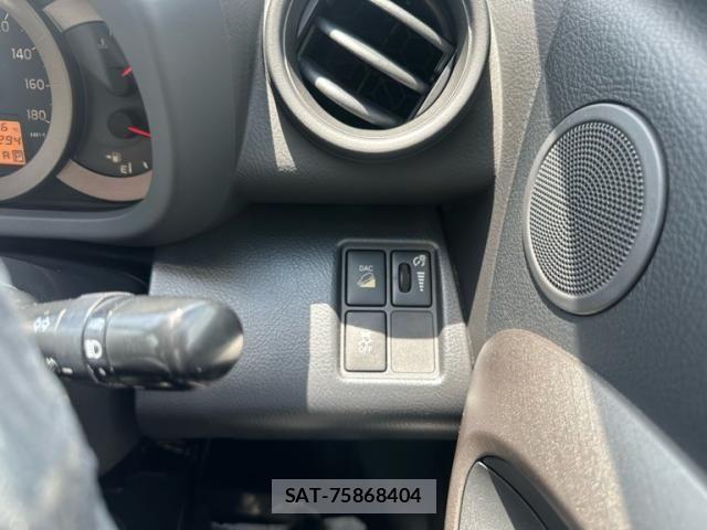 Toyota VANGUARD 2011-01 8317781-17