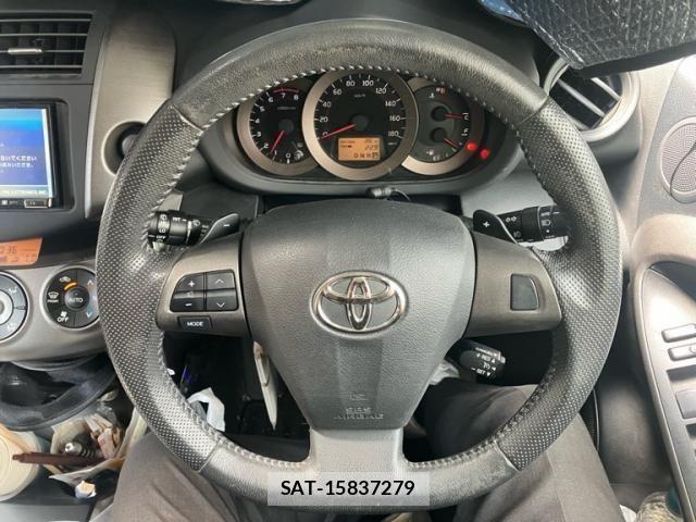 Toyota VANGUARD 2012-06 8317780-13