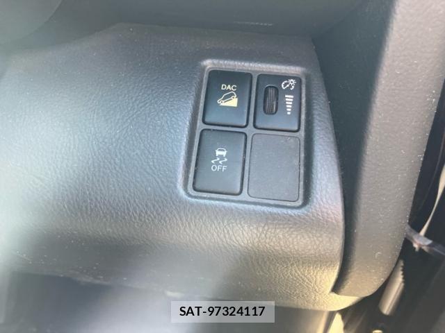 Toyota VANGUARD 2010-08 8355826-18