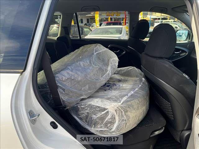 Toyota VANGUARD 2011-09 8369515-12